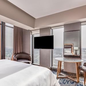 Corner King Room